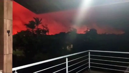 Incêndio atinge Parque da Serra do Tabuleiro e mobiliza bombeiros: "Acesso difícil"