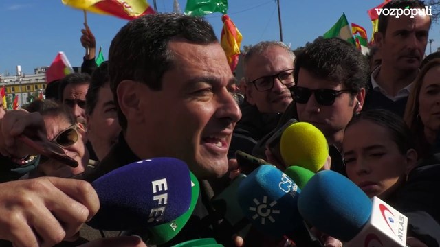 Juanma Moreno en la manifestación del PP en Andalucía: Sánchez, 46 años después, lleva de nuevo a los andaluces a un agravio territorial