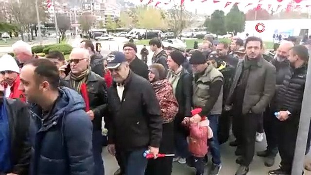 Türkiye’nin gururu! Onu görmek için 7'den 70'e saatlerce kuyrukta beklediler!