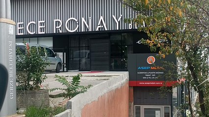 Gebze'de Ece Ronay'a ait güzellik merkezi kurşunlandı