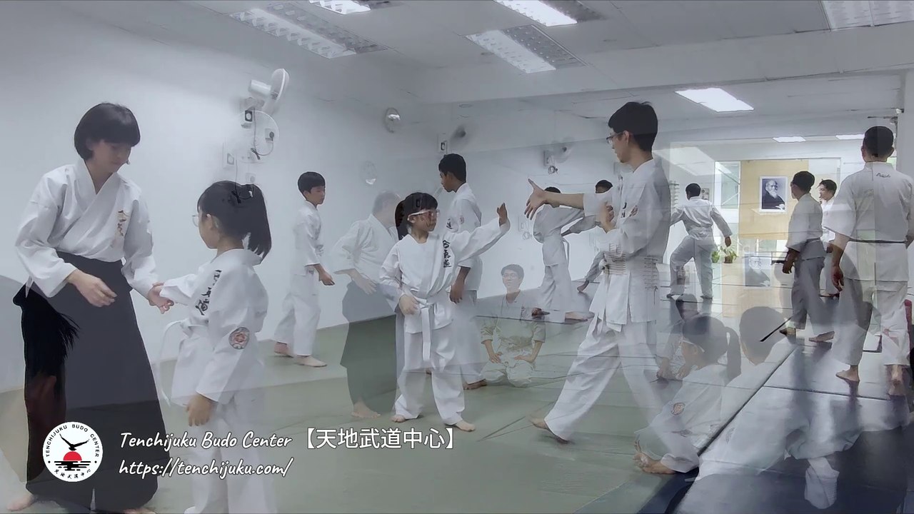 Sunday class at Tenchijuku Budo Center 【天地武道中心】