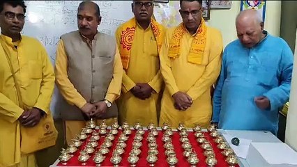 54 हजार 930 गांवों में भ्रमण करेगी गायत्री श​क्तिपीठ की अखंडदीप जनशताब्दी श्रद्धा संवर्धन यात्रा, मकर संक्रांति से होगी शुरुआत