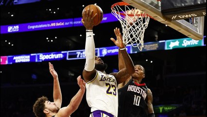 Why LeBron James’ incredible 360 layup went viral