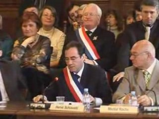 Élection du maire au conseil municipal d'Arles