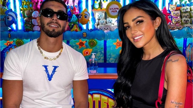 VOICI : Fidji Ruiz (Friends Trip) et son mari Anas Benturquia attendent leur premier enfant