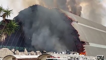 24 дня не могли потушить ангар со съемочной площадкой