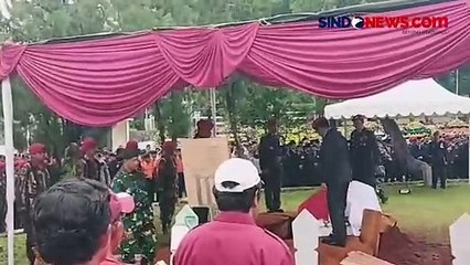 Tembakan Salvo Iringi Upacara Pemakaman Doni Monardo