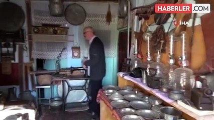 Çocukluk merakı ile oluşturduğu koleksiyon tarihe ışık tutuyor