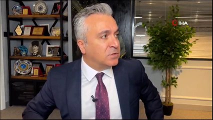 Depreme canlı yayında böyle yakalandı