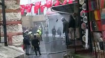 İstanbul'da iş yeri yangını! Alevler her yeri sardı