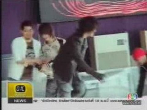 080331 oic Golf-Mike oic VJ celebrity