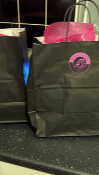 Trying Sticky Fingers takeaway