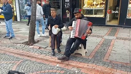 Dilan Polat'ın 'Enerci'sine Roman yorumu! Yüzde yüz enerci oldun dilenci