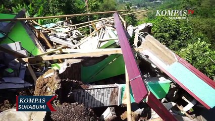 Descargar video: Curah Hujan Tinggi, Satu Rumah Warga Ambruk Akibat Pergerakan Tanah