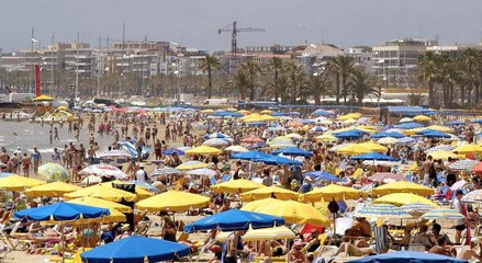 España recibe un 18% más de turistas hasta octubre anticipando un nuevo récord a fin de año