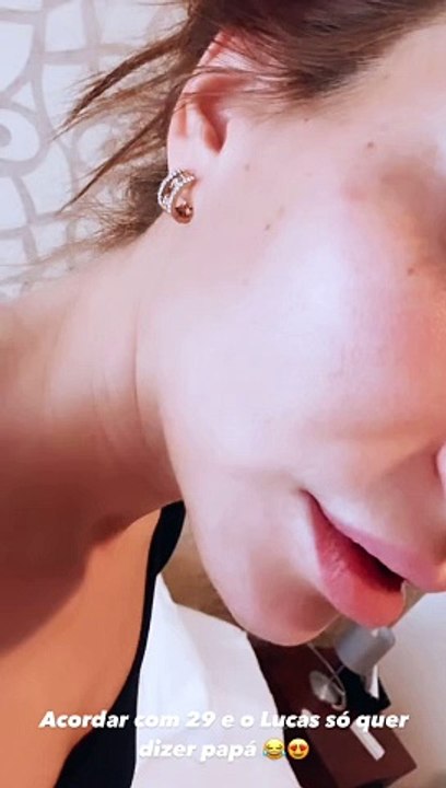 Carolina Carvalho com o filho Lucas