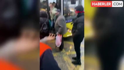 Kartal'da İETT otobüsünde kadınlar arasında kavga çıktı