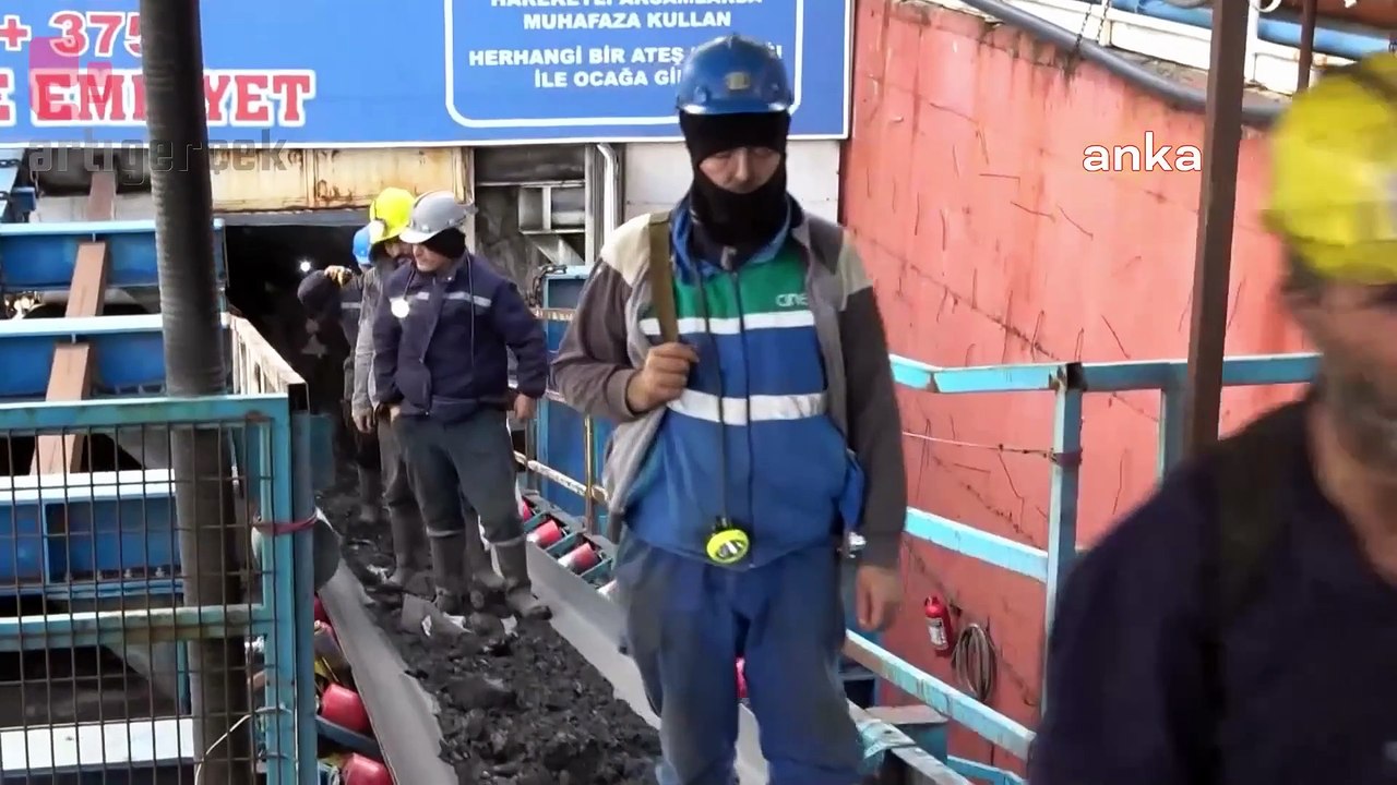 Somalı madencilerden Dünya madenciler günü mesajı, 'Bir avuç kömür için bir ömür verenlere selam olsun'