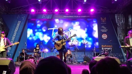 TAMI AULIA dengan Single ciptaannya terbaru