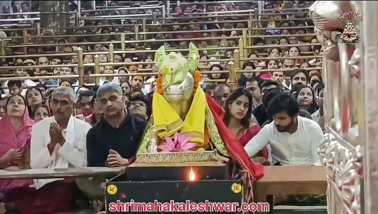 Actress Jhanvi Kapoor participated in Mahakal Aarti