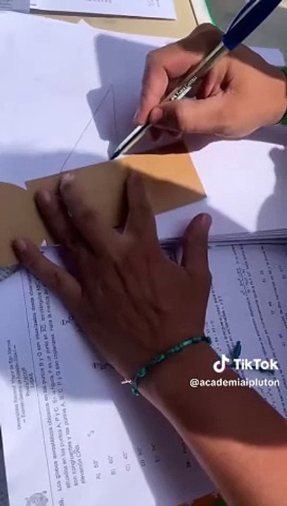 Resolución del examen de Ingeniería UNMSM.