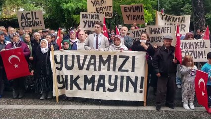 Köylüler Evsiz Kaldı: Yardımına Vatan Partisi Yetişti