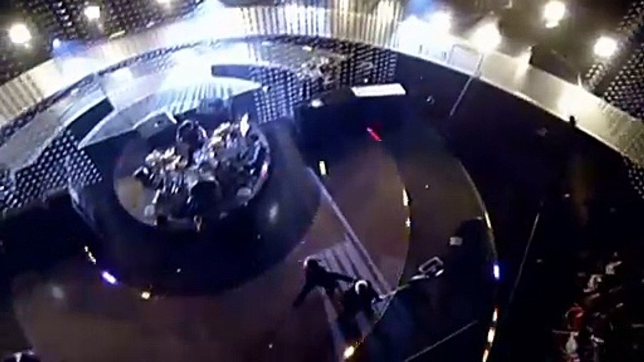 U2 — City Of Blinding Lights ● U2 - Vertigo 2005 // U2 Live From Chicago • by U2