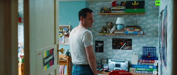 Desconocidos Tráiler: ¡Descubre el Misterio que Te Mantendrá en Suspenso! 🎬