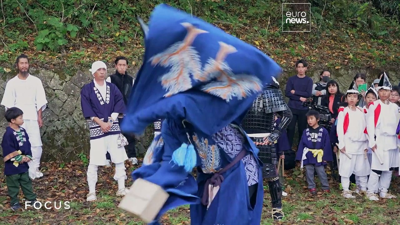 Warum war die Insel Sado in Japan als 'Land des Goldes' bekannt?