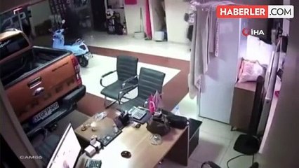Bugünkü deprem anı! (VİDEO) Deprem kaç şiddetinde, nerede oldu?