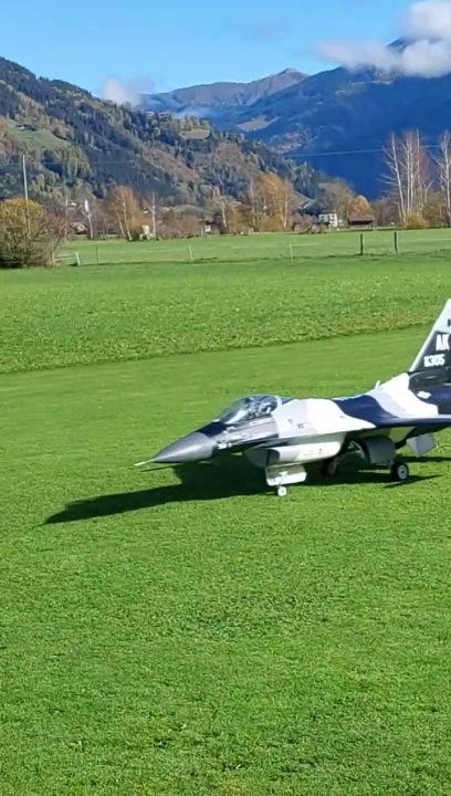 Modellflug, Start F16 beim Abfliegen in Piesendorf
