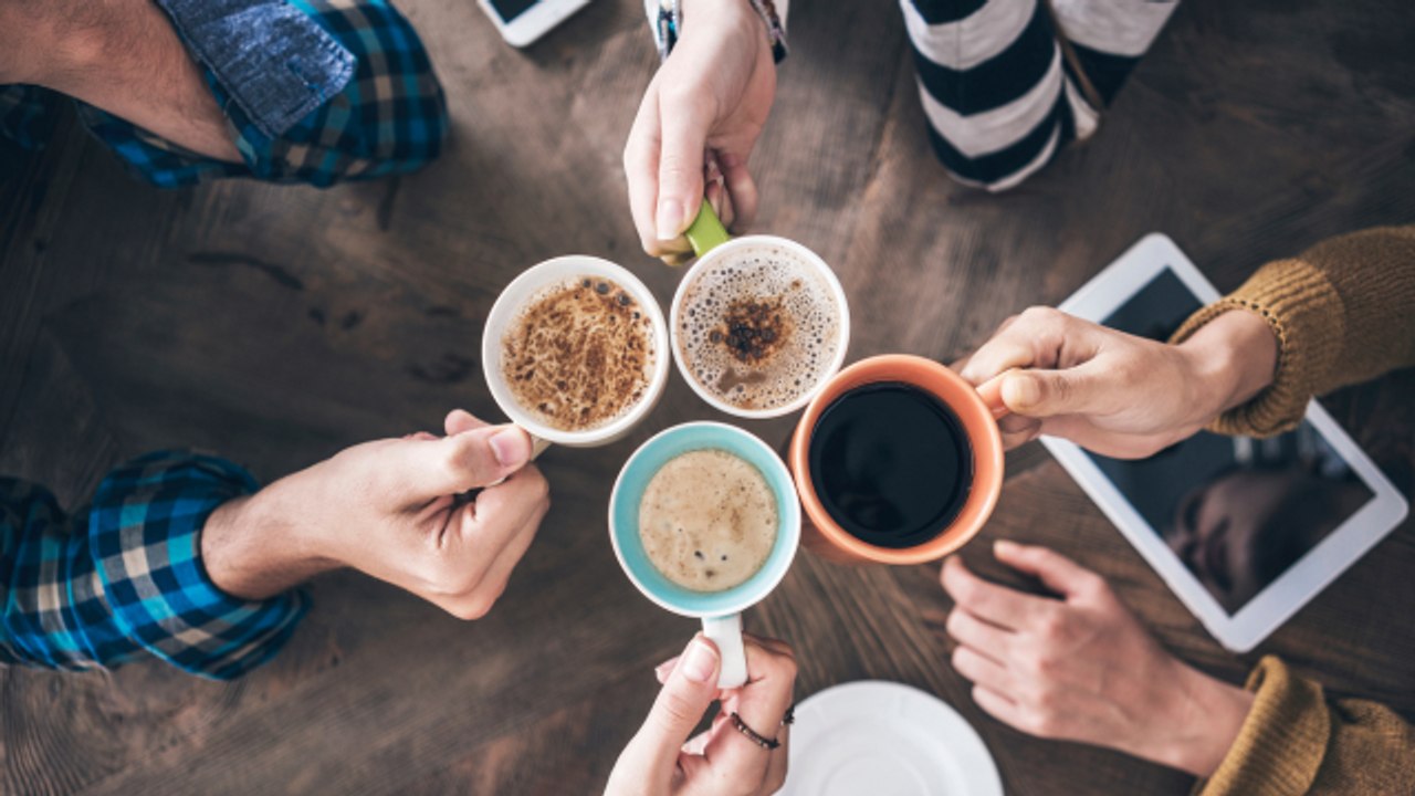 DIS POURQUOI - LE CAFÉ TIENT-IL ÉVEILLÉ ?