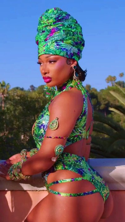 Cardi B: From Bronx to Billboard - The Unstoppable Rise of a Hip-Hop Queen