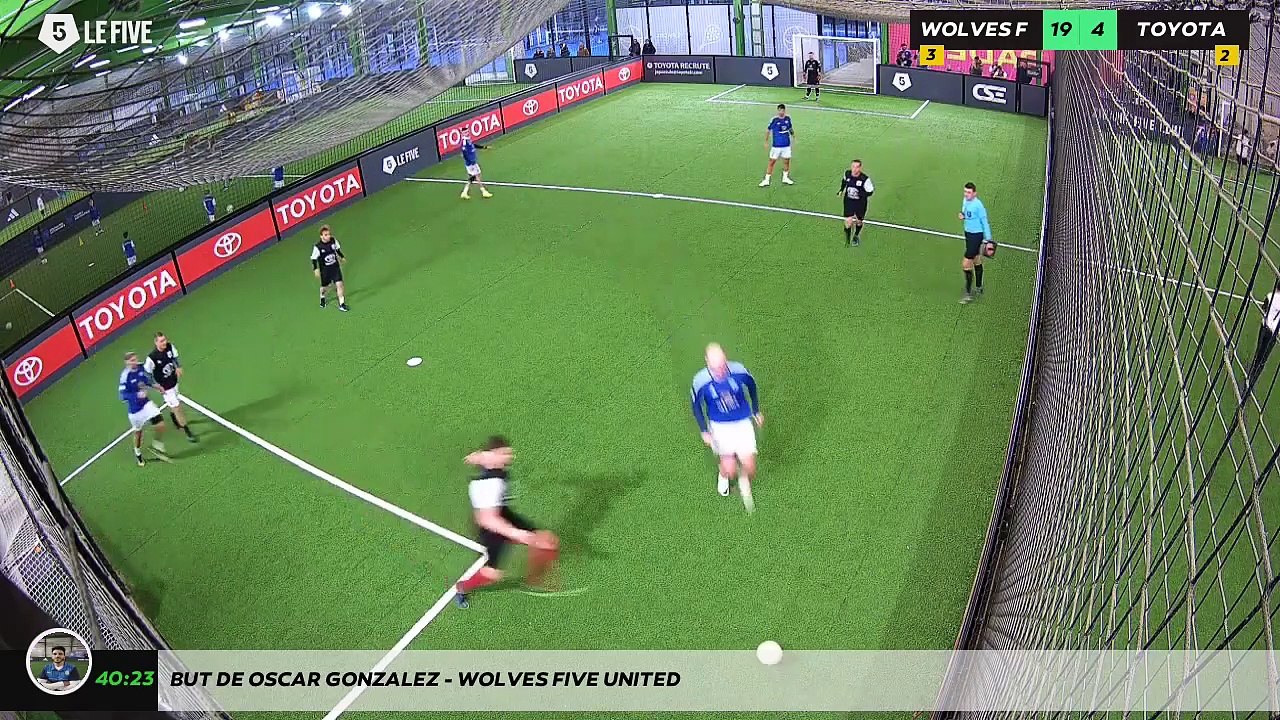 But de OSCAR GONZALEZ - WOLVES FIVE UNITED