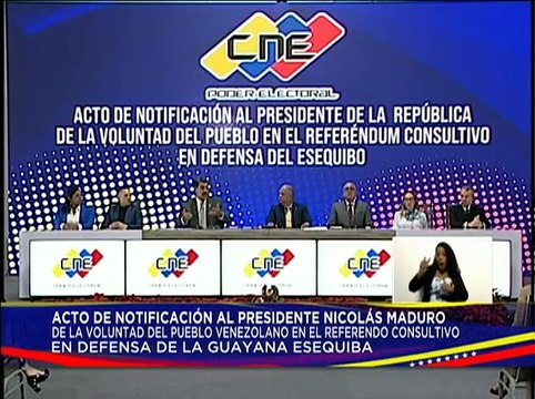 CNE presenta al Ejecutivo Nacional acta con resultados del referendo consultivo