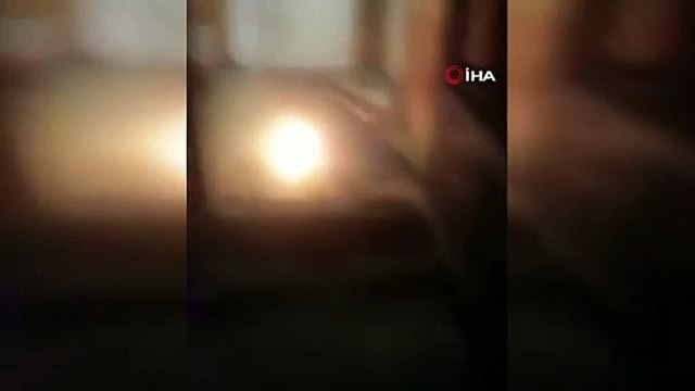 Ev alma komşu al dedirten olay! Canlı yayın açıp evini ateşe verdi