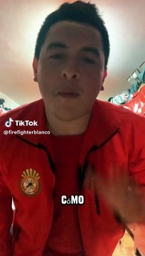 Vocación sin límites : Bombero impresionó a sus seguidores al contar cómo es su día a día