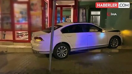 Burdur'da alkollü sürücü market duvarına çarptı