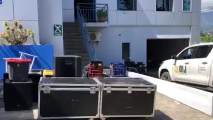 tn7-Cinco-delincuentes-simularon-tener-fiesta-para-robar-camión-y-equipos-de-discomóvil-041223