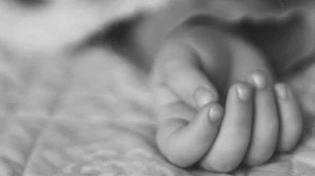 Intentan rescatar cuerpo del niño de cuatro años que murió al caer en alcantarilla de Bogotá