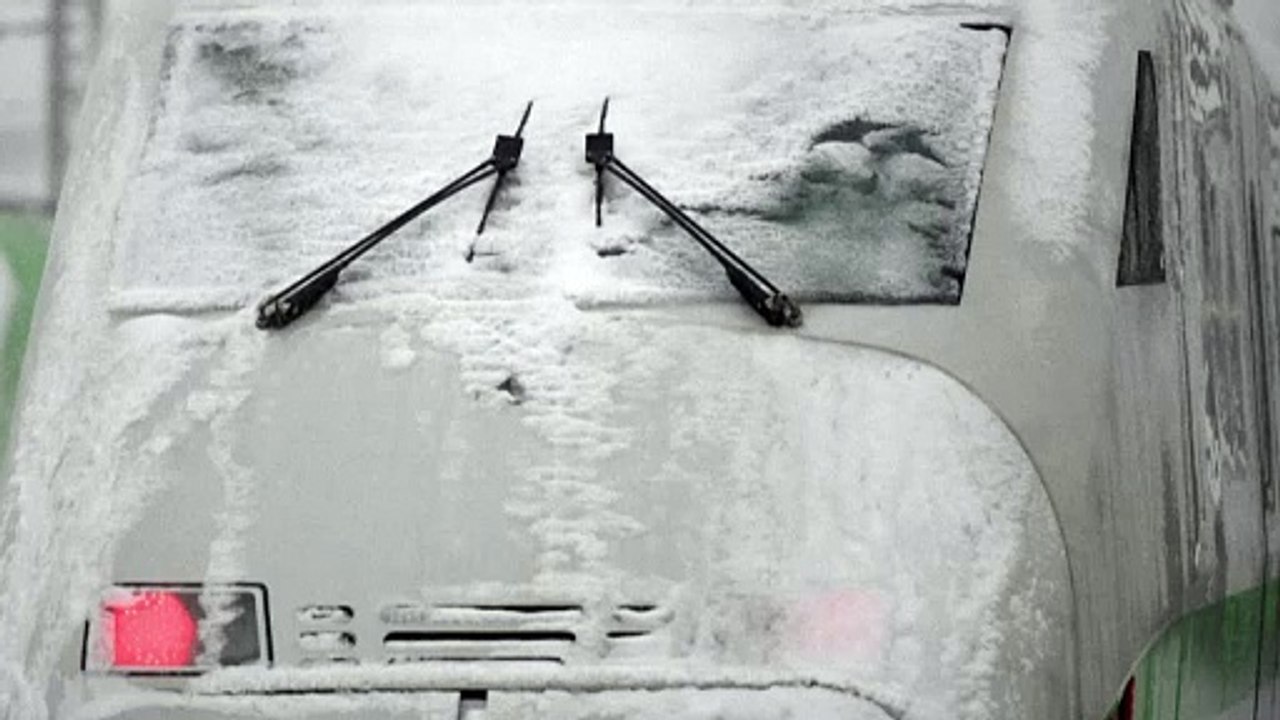 Winterwetter beeinträchtigt Bahnverkehr in Bayern weiter