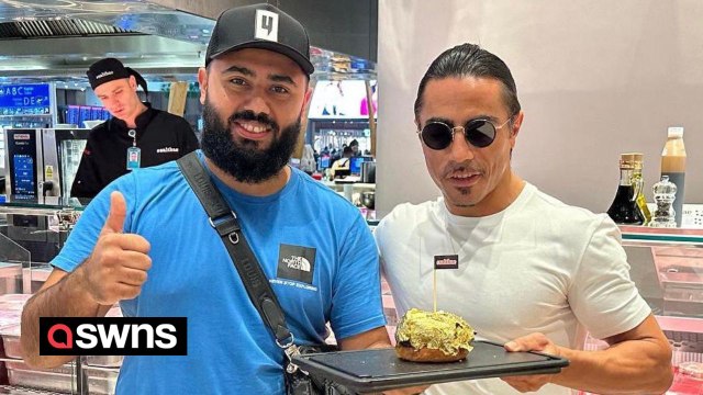 Chippy boss dubbed 'Salt and Vinegar Bae' meets hero Salt Bae in Turkey