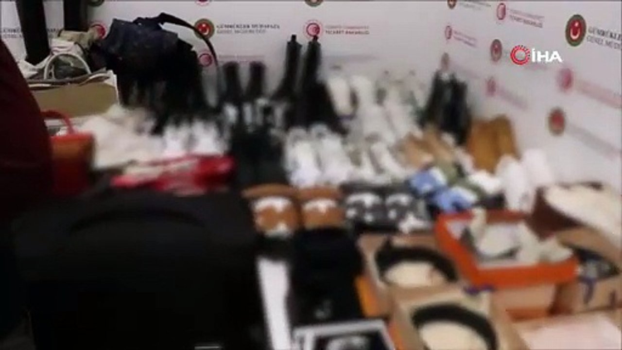 İstanbul Havalimanı'nda piyasa değeri 3 milyon 590 bin lira olan kaçak lüks eşyalar ele geçirildi