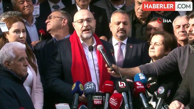 Buğra Gökçe, İzmir Büyükşehir Belediye Başkanlığı için CHP'den aday adaylığını açıkladı