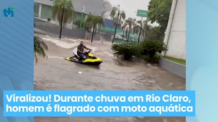 Durante chuva em Rio Claro, homem é flagrado com moto aquática