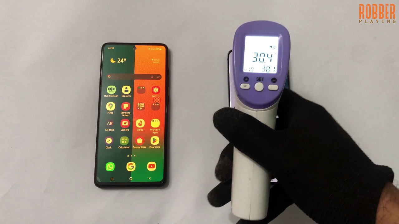 Samsung Galaxy A51 vs Samsung Galaxy S20 | Speed Test | Robber playing