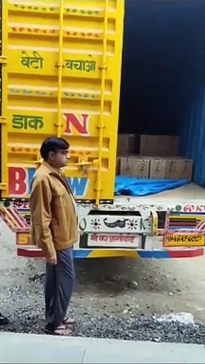 Excise team caught liquor worth Rs 45 lakh, was taking it to Gujarat