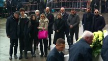 Funerali Giulia Cecchettin, l'arrivo del feretro coperto di rose bianche insieme alla famiglia