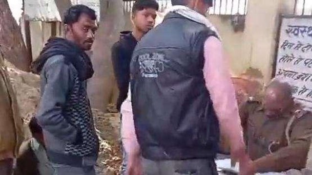 धौलपुर: राजाखेड़ा में 40 वर्षीय युवक ने आत्महत्या करने का मामला, पुलिस ने दी जानकारी