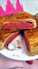 Galette des rois aux pralines roses